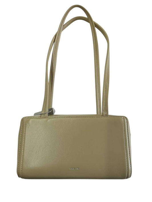 Stand Oil Handbag Rank B