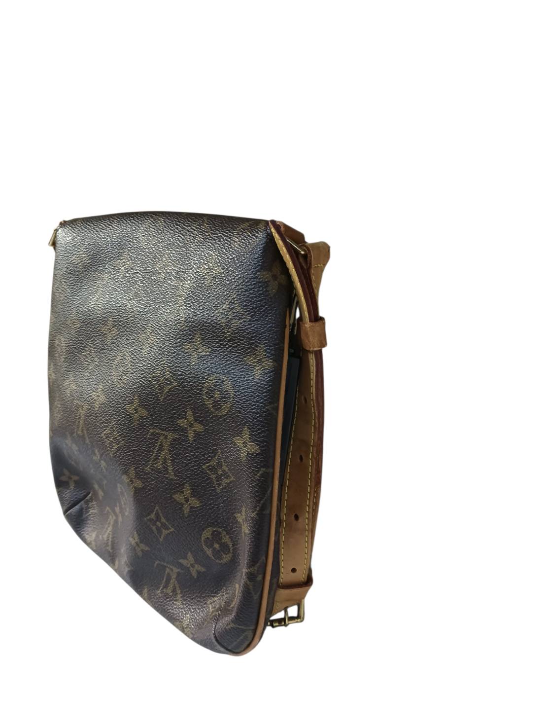 LOUIS VUITTON Shoulder Bag Monogram Rank B LW0020