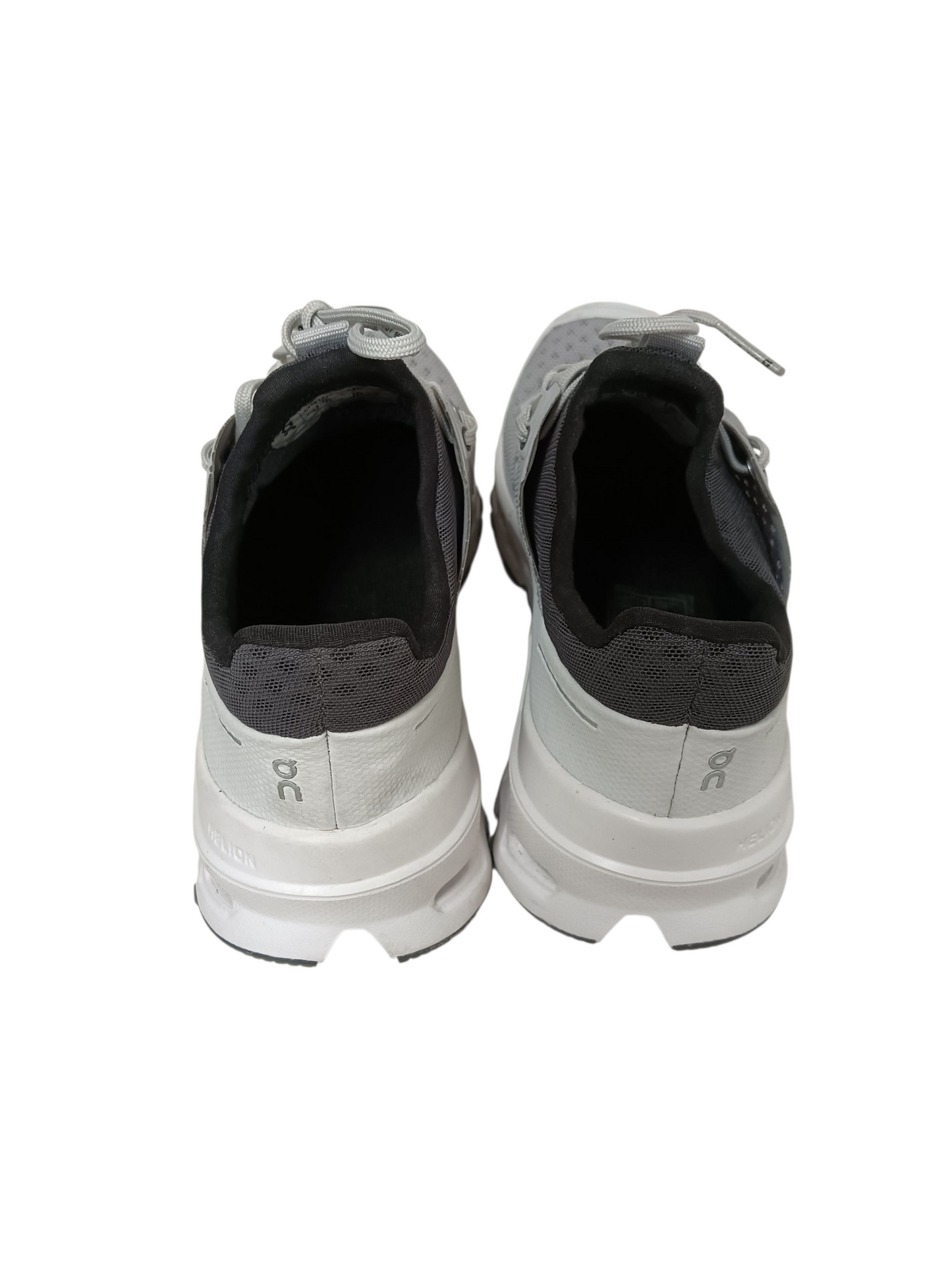 ON Cloud Sneaker Size W5 44. 99042 Lady's Gray