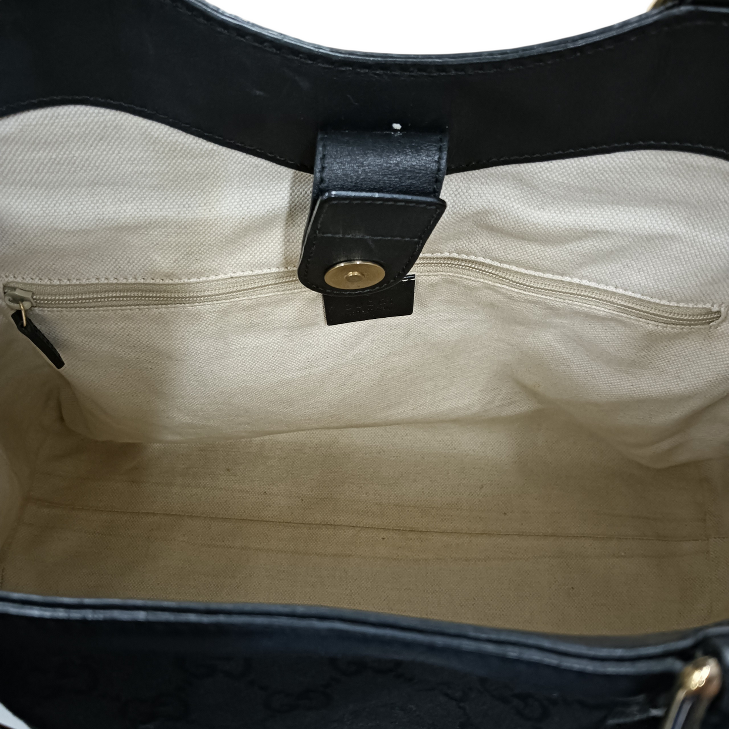 GUCCI Shoulder Bag 211944 Black Stain/Damage