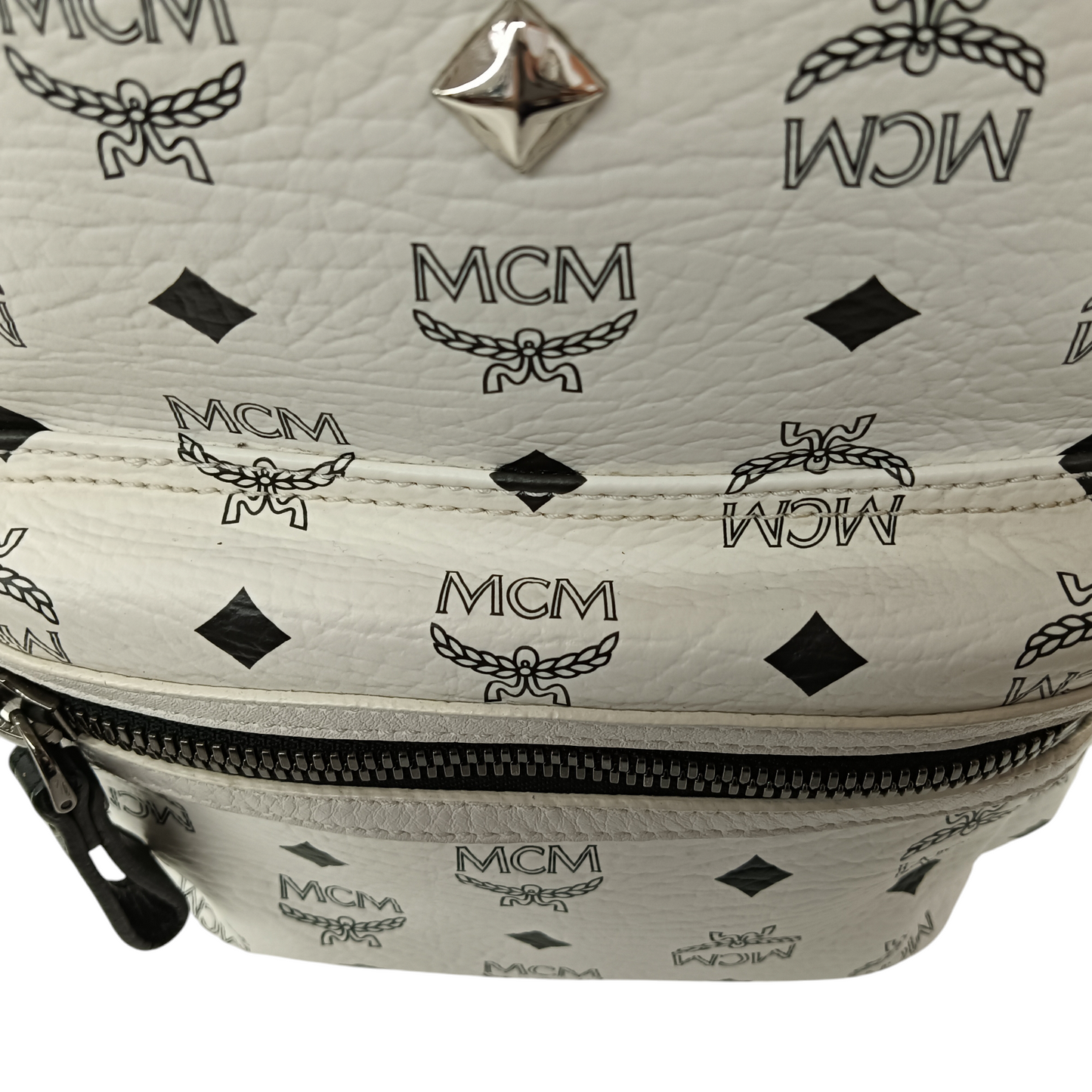 MCM Rucksack MMK3SVEG2WT001 Rank (BC) White *Discolored