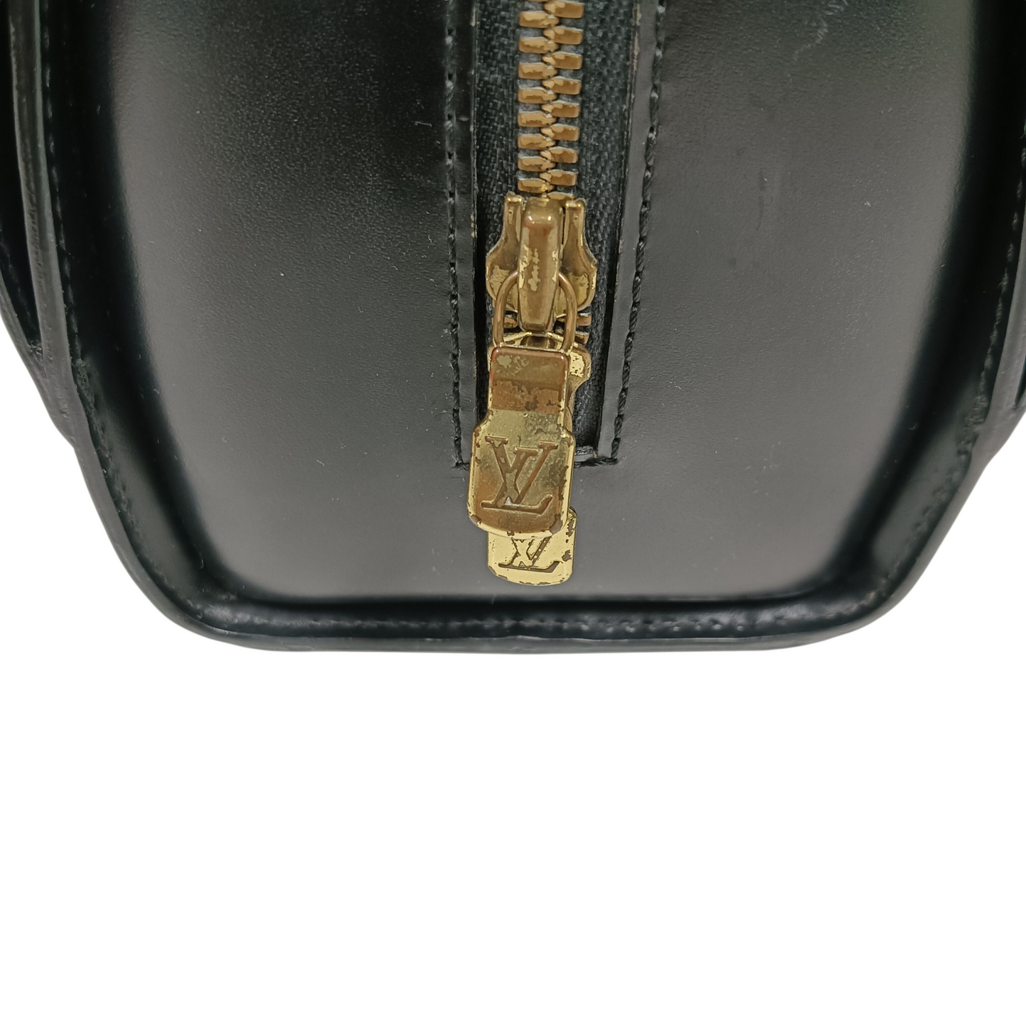 LOUIS VUITTON Handbag Epi M52052 Black Scratch/Damage/Stain