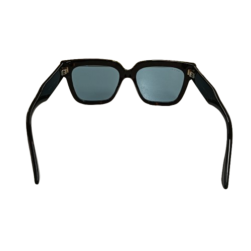 Sunglasses GUCCI GG1084S Black **Scratch