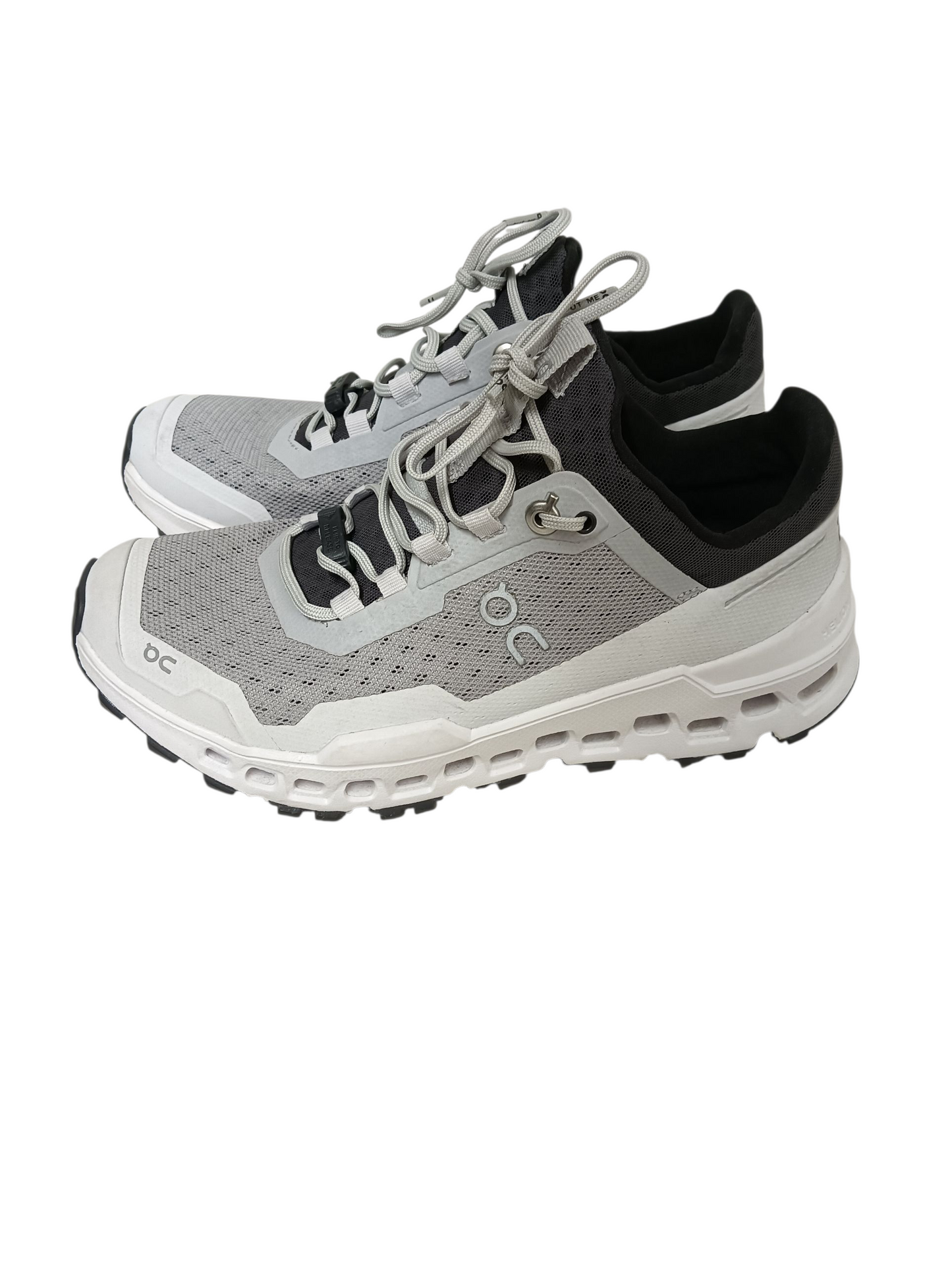 ON Cloud Sneaker Size W5 44. 99042 Lady's Gray