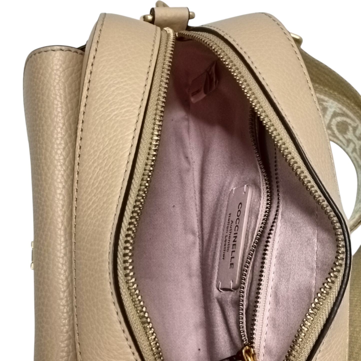 COCCINELLE Shoulder Bag Beige E1NOF150201