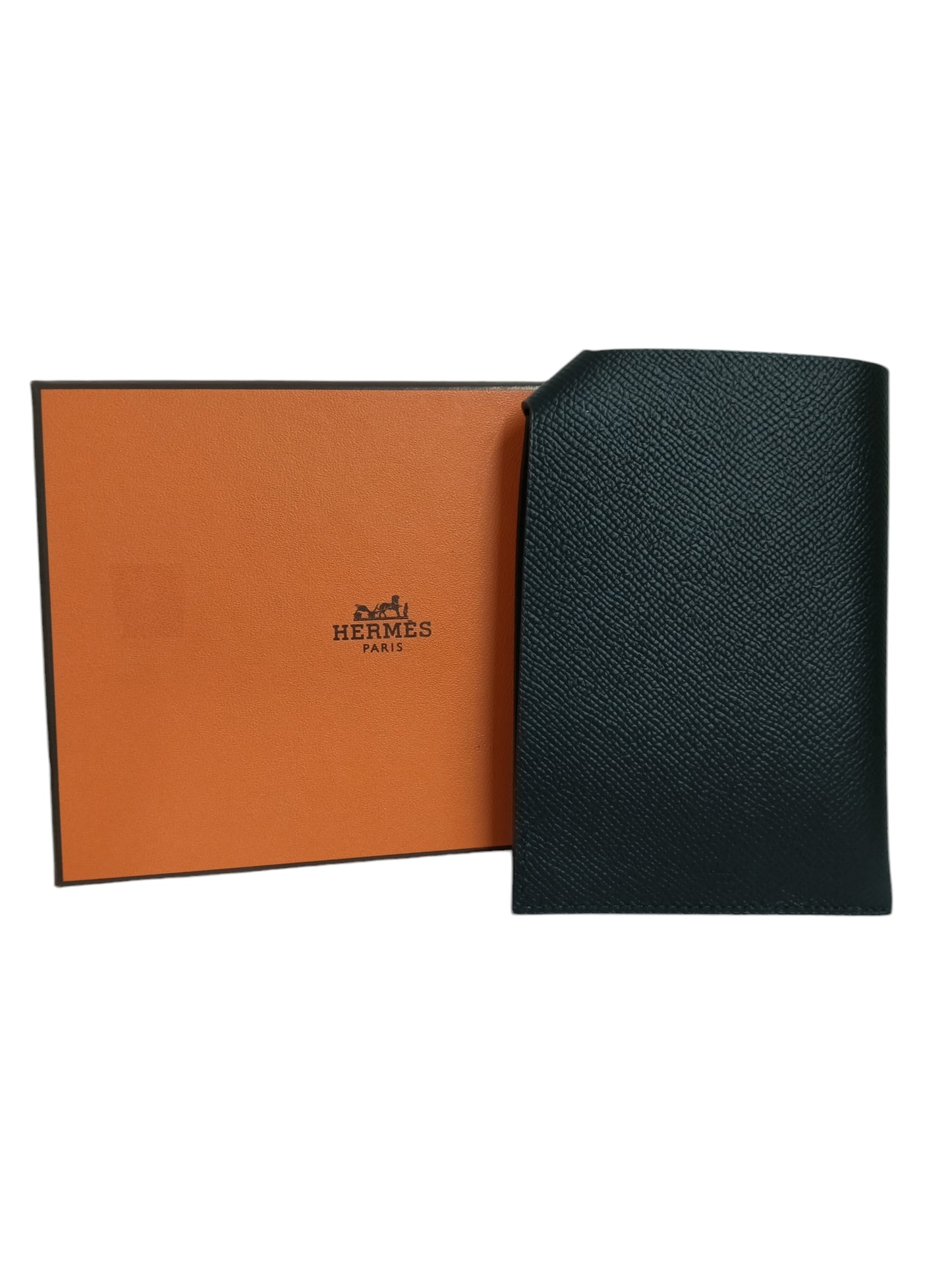 HERMES TARMAC PASSPORT HOLDER BLACK C AA 002 ZA