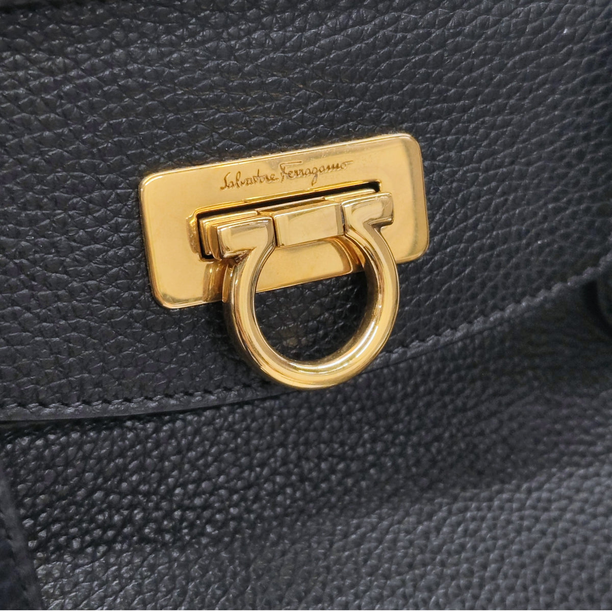 Salvatore Ferragamo Tote Bag AU-21/1376 Black Rank B