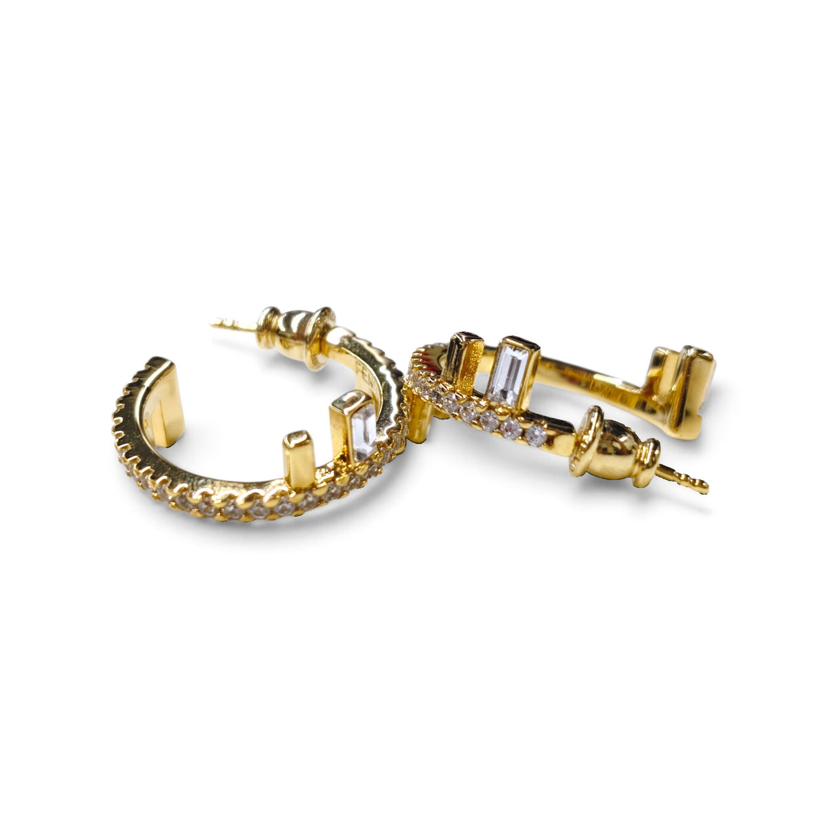 FENDI Earring Gold R. 21. 22 Rank A