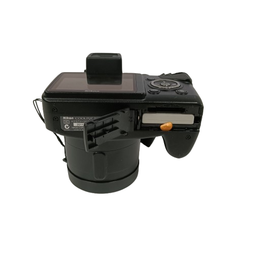 Digital Camera Nikon COOLPIX P80 With Charger