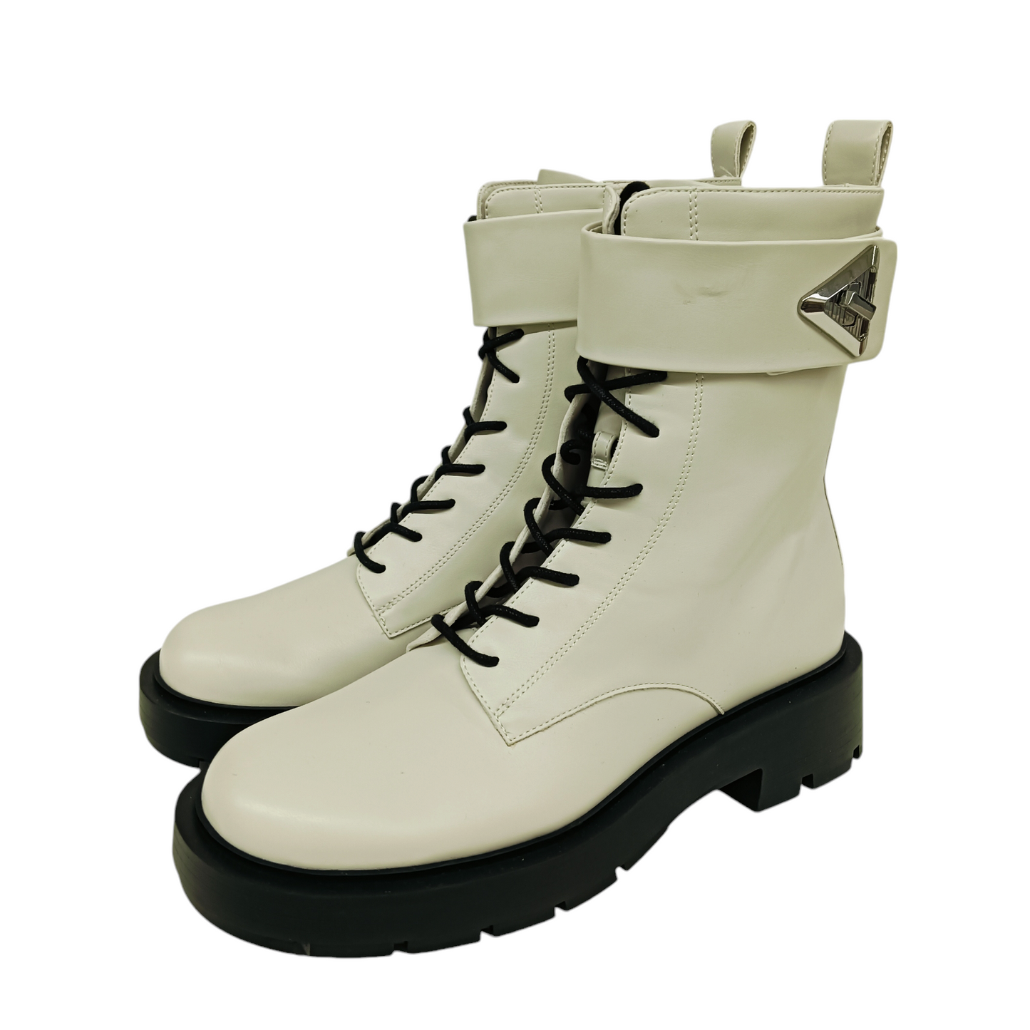 CHARLES & KEITH BOOTS 41 Lady's Ivory 90900123 Rank A