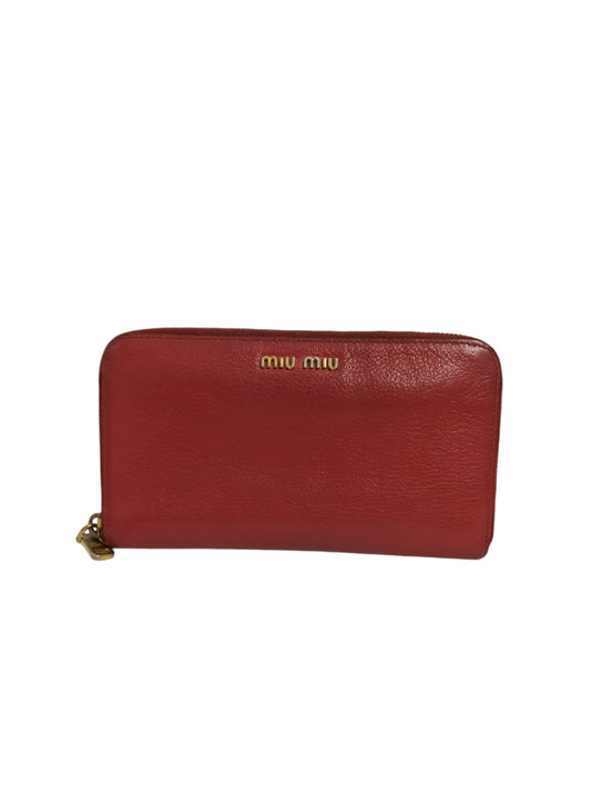MIU MIU LONG WALLET RED T4418 STAIN
