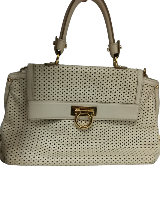 SALVATORE FERRAGAMO BEIGE MESH BW-21 C208