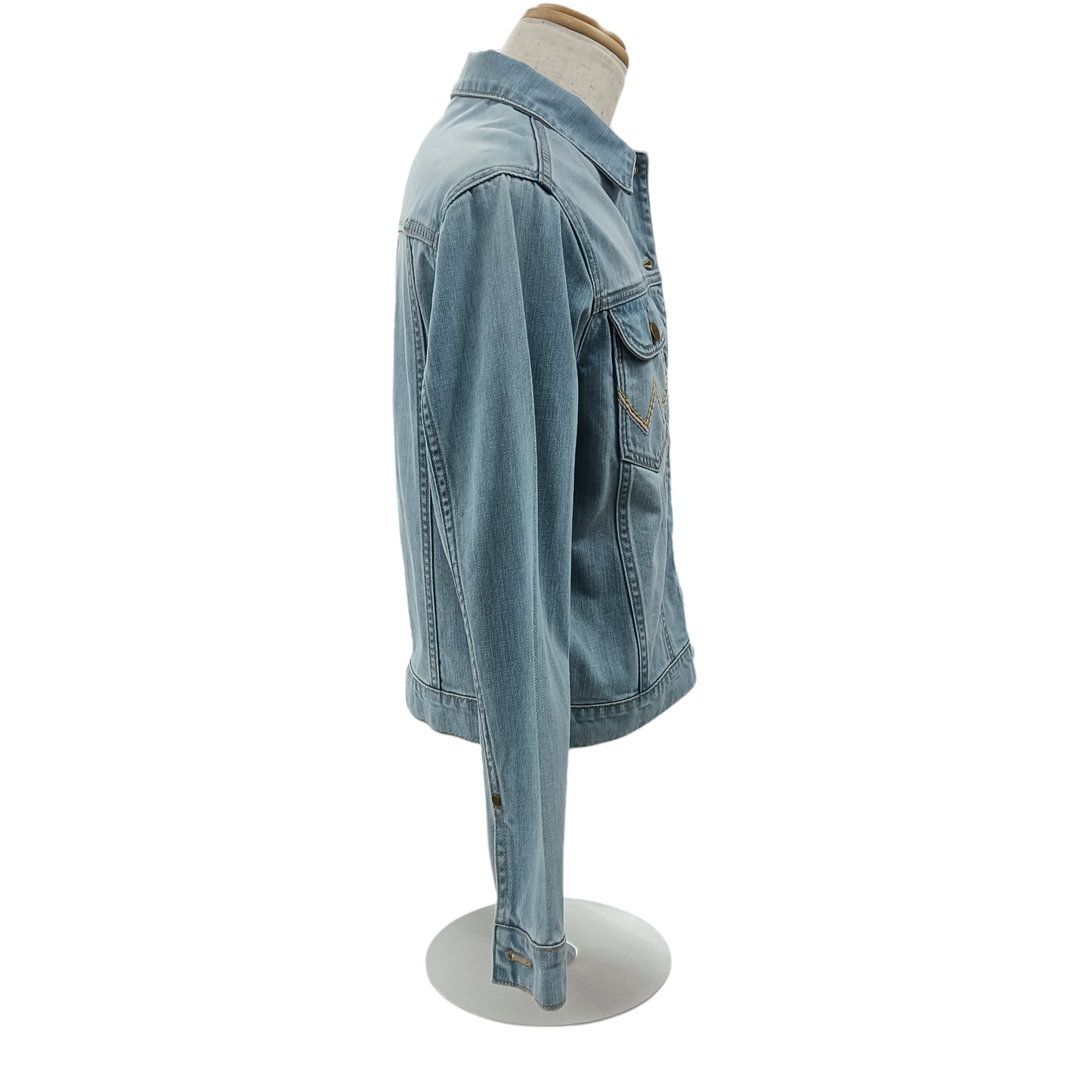 WRANGLER DENIM JACKET SIZE M SKY BLUE