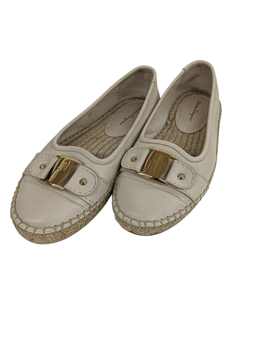 Salvatore Ferragamo Slip-on Size 6 Beige