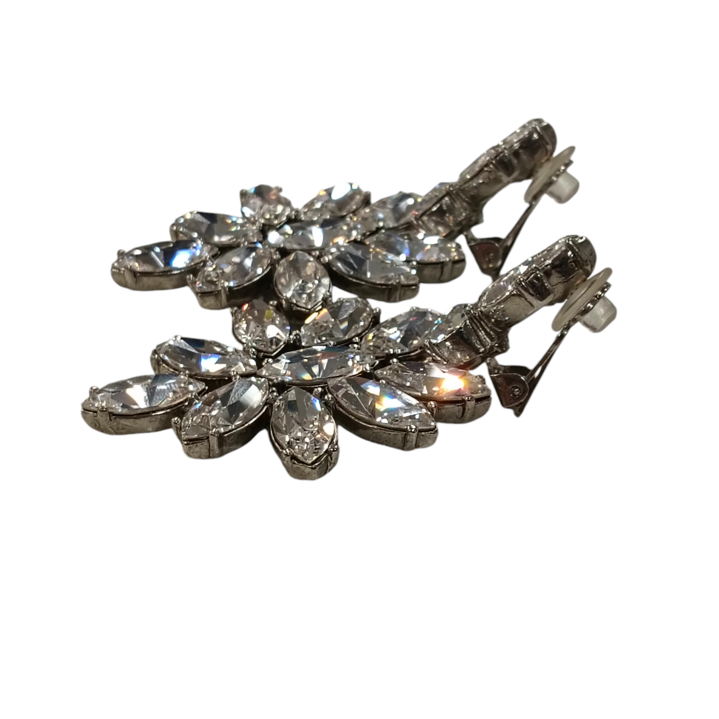 OSCAR DE LA RENTA EARRING