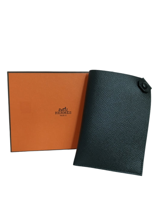 HERMES TARMAC PASSPORT HOLDER BLACK C AA 002 ZA