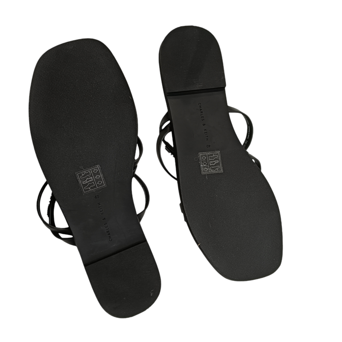 CHARLES & KEITH SANDAL LADY'S SIZE 40 BLACK