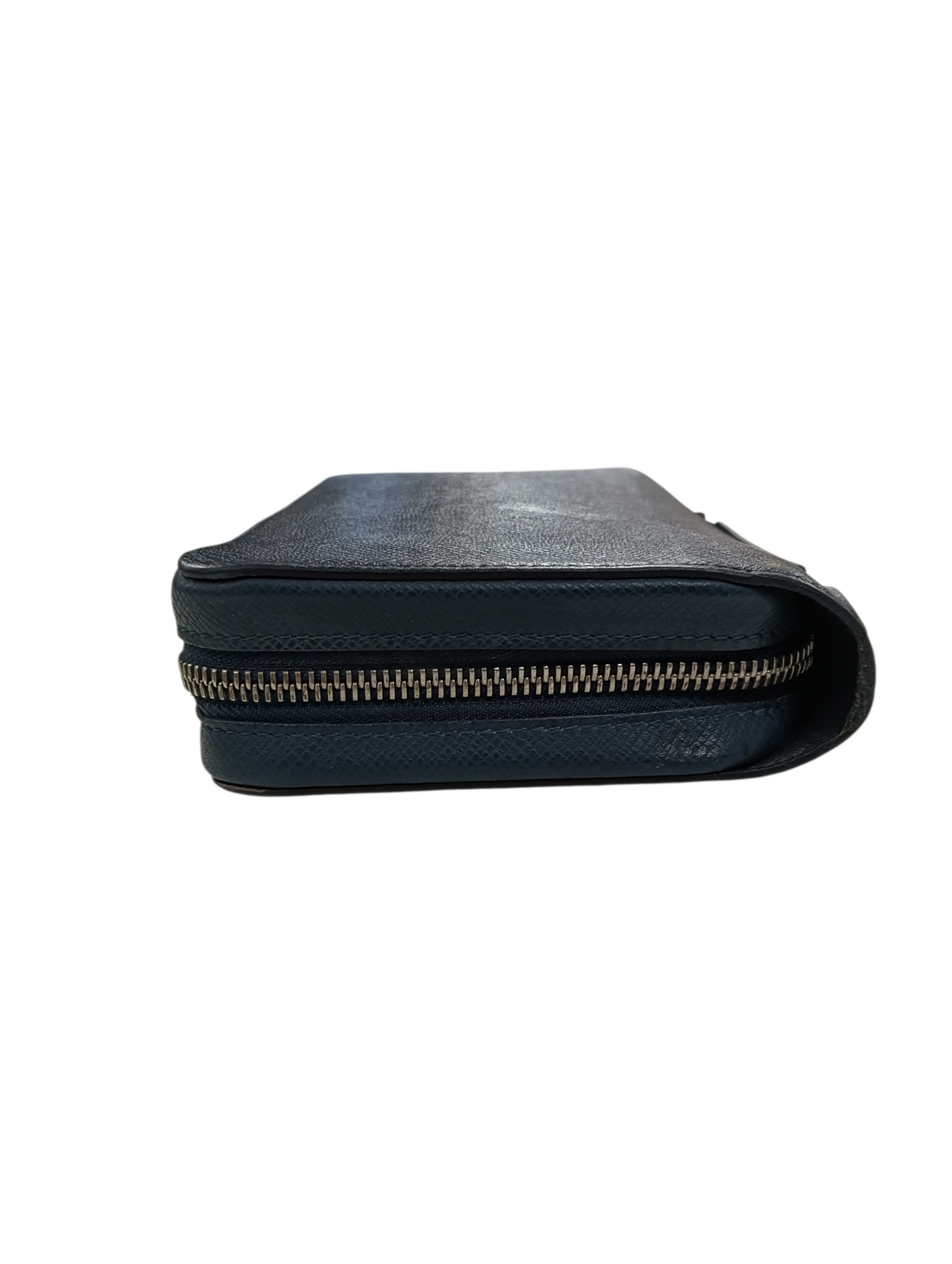 LOUIS VUITTON Long Wallet M42098 Navy Taiga Stain/Scratch CA3146