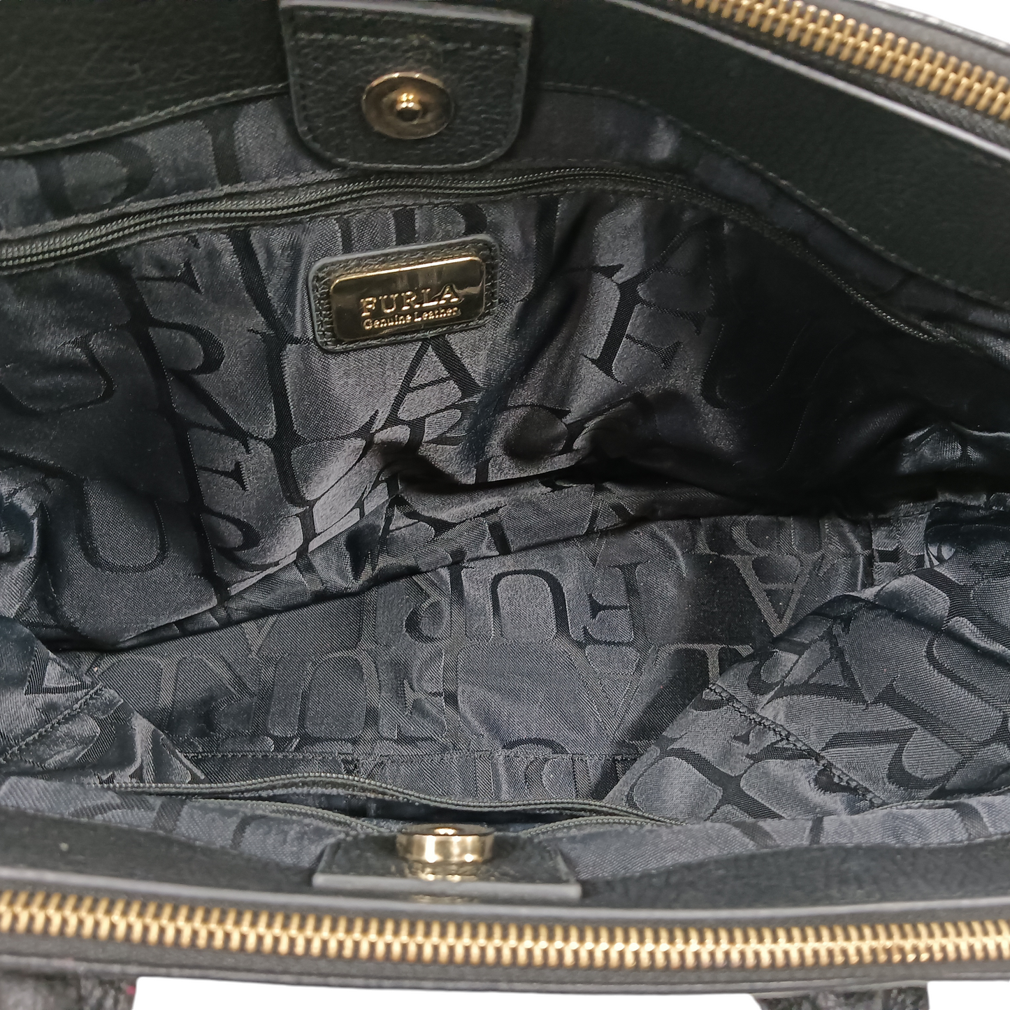 FURLA HANDBAG BLACK