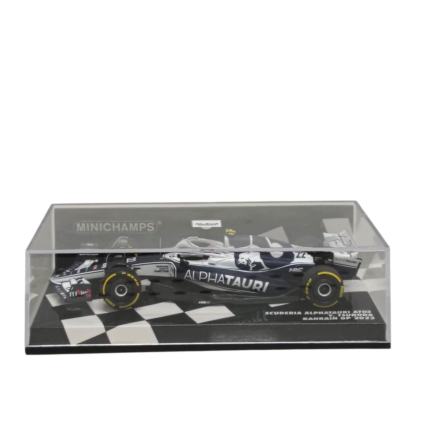 MINICHAMPS SCUDERIA ALPHATAURI Model Size 1:43