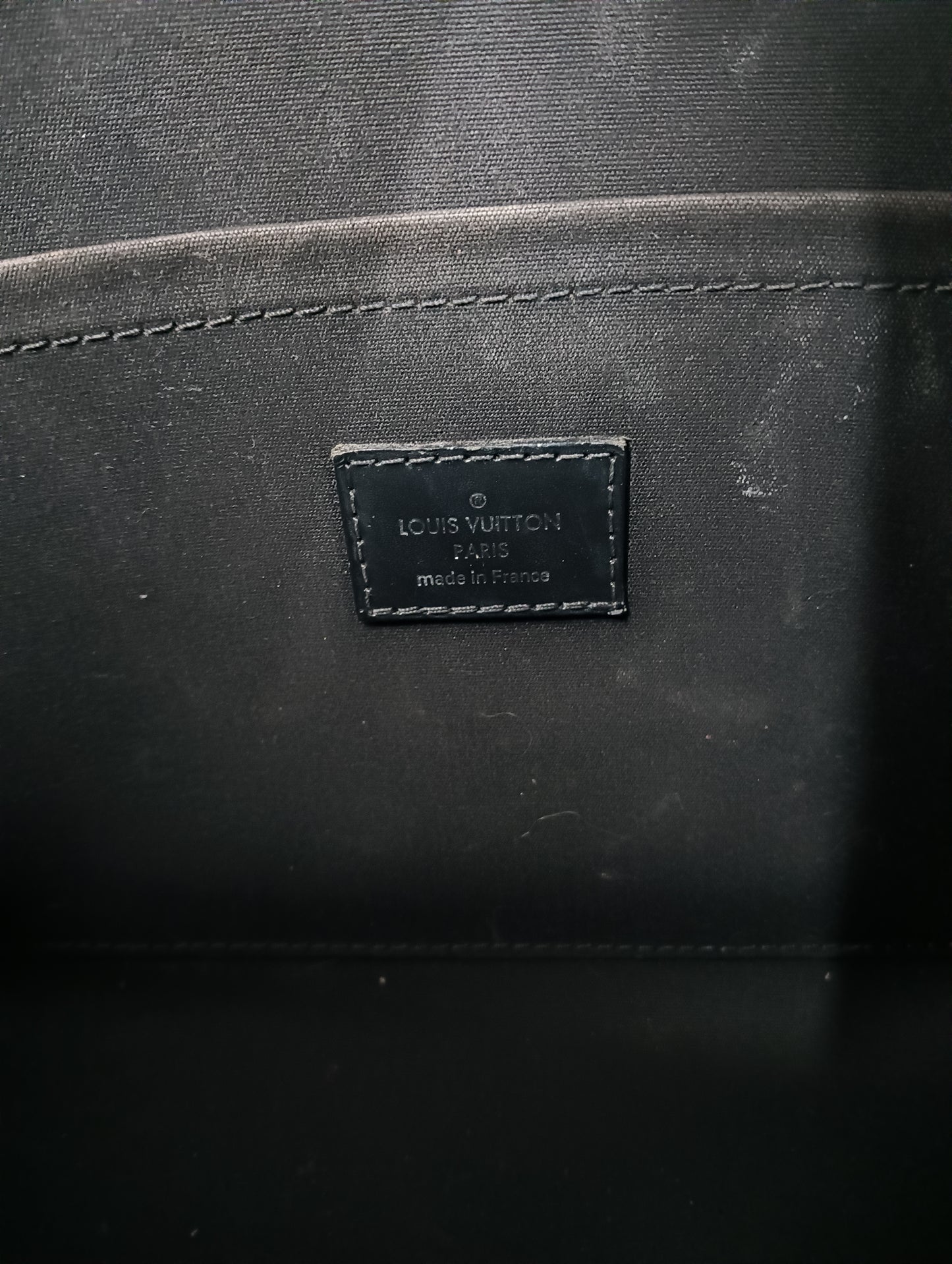 LOUIS VUITTON Shoulder Bag Epi M59332 Black **Scratch/Stain
