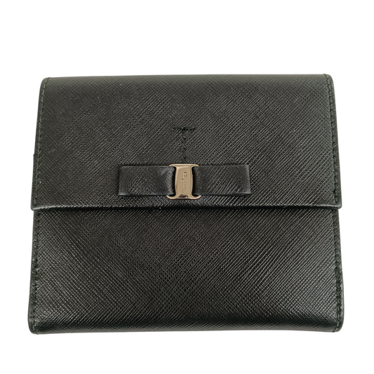 SALVATORE FERRAGAMO Wallet JL-22 A951 Rank (B) *Damage