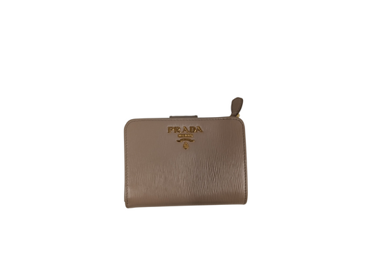 PRADA WALLET LVORY RANK (B) 1ML018