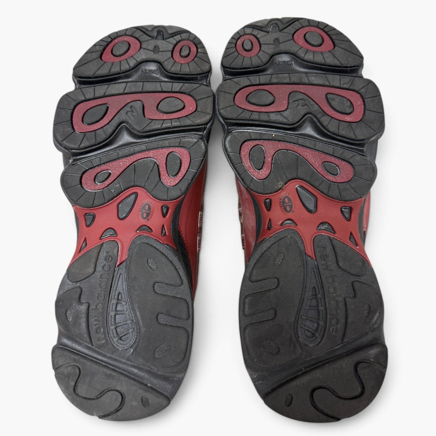 New Balance Sneaker Size 40  GC1000FB Lady's Black/Red Rank (AB)